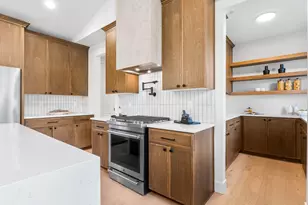 841 SW 49th Dr, Gresham, OR 97080 - Photo 9