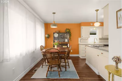 9920 SE Ellis St, Portland, OR 97266 - Photo 7