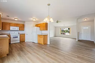 186 Woodduck St, Winston, OR 97496 - Photo 15