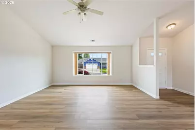 186 Woodduck St, Winston, OR 97496 - Photo 7