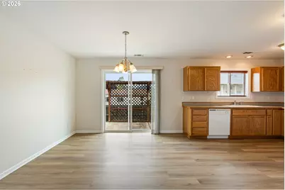 186 Woodduck St, Winston, OR 97496 - Photo 17