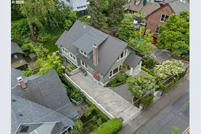 2328 SW Broadway Dr, Portland, OR 97201 - Photo 3