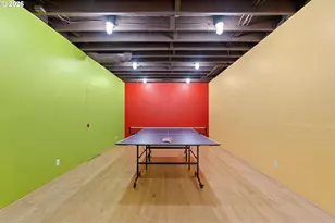 2328 SW Broadway Dr, Portland, OR 97201 - Photo 41