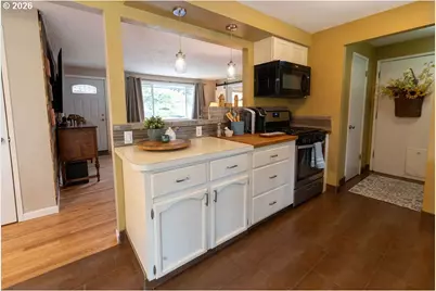 22180 S Leslie Ave, Beavercreek, OR 97004 - Photo 9