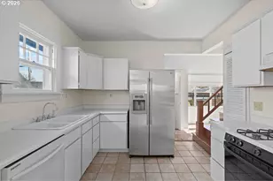 4536 NE 27th Ave, Portland, OR 97211 - Photo 7