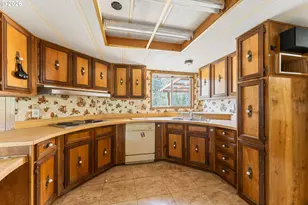 473 SW Siletz River Dr, Siletz, OR 97380 - Photo 15