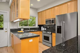 2667 NW Thurman St, Portland, OR 97210 - Photo 9