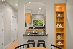 2667 NW Thurman St, Portland, OR 97210 - Photo 9