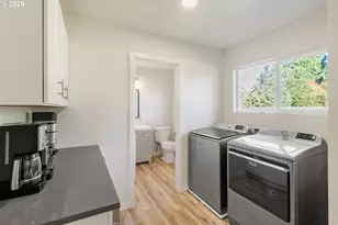 3994 Crestview Dr S, Salem, OR 97302 - Photo 15