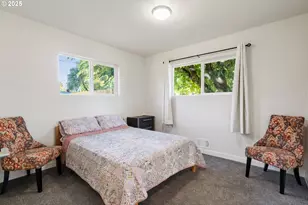 3994 Crestview Dr S, Salem, OR 97302 - Photo 23