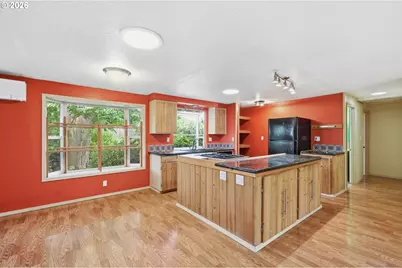 3987 Andover St, Eugene, OR 97404 - Photo 9