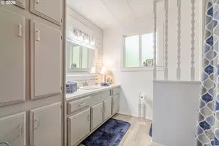 28011 Pine View Rd, Brownsville, OR 97327 - Photo 23