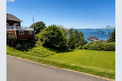 356 Floral St, Astoria, OR 97103 - Photo 3