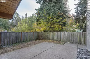 248 NE 66th Ave, Hillsboro, OR 97124 - Photo 39