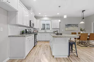 248 NE 66th Ave, Hillsboro, OR 97124 - Photo 11