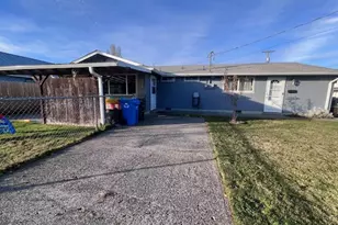 907 Greenwood Ave, Reedsport, OR 97467 - Photo 35