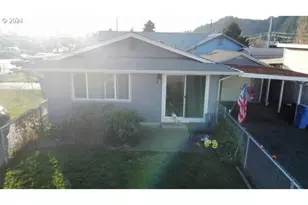 907 Greenwood Ave, Reedsport, OR 97467 - Photo 5
