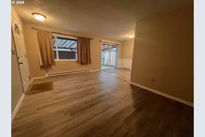 907 Greenwood Ave, Reedsport, OR 97467 - Photo 23