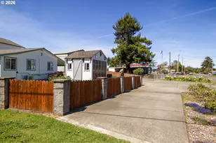 410 Park Ave, Lakeside, OR 97449 - Photo 45