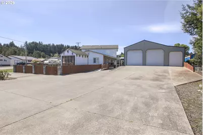 410 Park Ave, Lakeside, OR 97449 - Photo 37