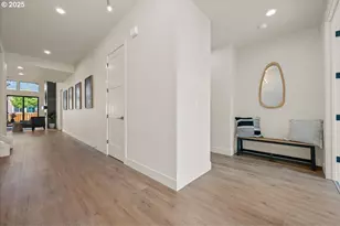 750 N V St, Washougal, WA 98671 - Photo 5