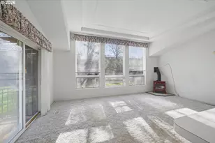 2717 Maia Loop, Springfield, OR 97477 - Photo 3