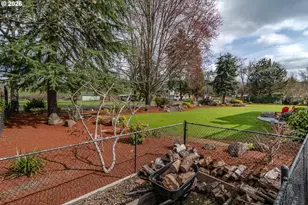 18 Royal Oaks Dr, Roseburg, OR 97471 - Photo 35