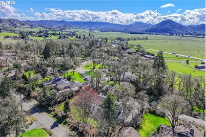 18 Royal Oaks Dr, Roseburg, OR 97471 - Photo 45