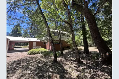 2300 Thompson Creek Rd, Selma, OR 97538 - Photo 5