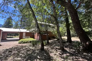 2300 Thompson Creek Rd, Selma, OR 97538 - Photo 5