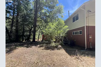 2300 Thompson Creek Rd, Selma, OR 97538 - Photo 7