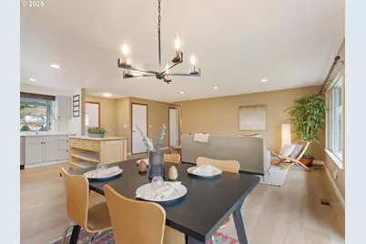 824 SE 207th Ave, Gresham, OR 97030 - Photo 13