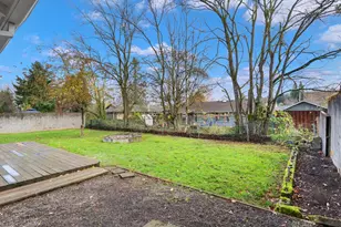 824 SE 207th Ave, Gresham, OR 97030 - Photo 43