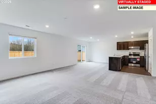 5738 Bainbridge Rd, Eugene, OR 97402 - Photo 3