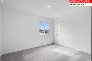 5738 Bainbridge Rd, Eugene, OR 97402 - Photo 13