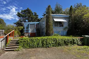 1600 Rhododendron Dr, Florence, OR 97439 - Photo 1