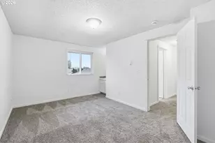 912 NE Hacienda Ct, Gresham, OR 97030 - Photo 25