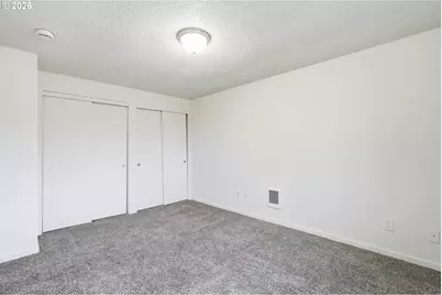 912 NE Hacienda Ct, Gresham, OR 97030 - Photo 27