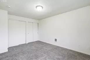 912 NE Hacienda Ct, Gresham, OR 97030 - Photo 27