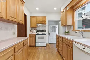 3757 SE Tolman St, Portland, OR 97202 - Photo 13