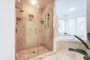 14488 Pfeifer Dr, Lake Oswego, OR 97035 - Photo 23