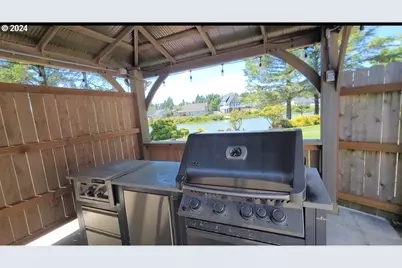 363 SE Eagle Nest Ct, Ocean Shores, WA 98569 - Photo 35