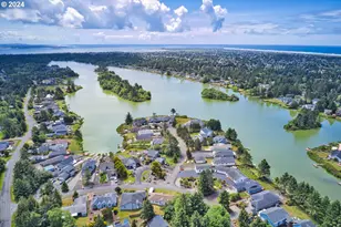 363 SE Eagle Nest Ct, Ocean Shores, WA 98569 - Photo 39