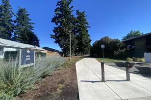 2379 SE 112th Ave, Portland, OR 97216 - Photo 37