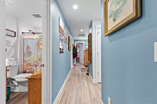 443 N Hyland Ln, Lowell, OR 97452 - Photo 25