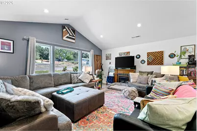 443 N Hyland Ln, Lowell, OR 97452 - Photo 11