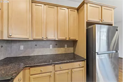 9916 SE Liebe Ct, Portland, OR 97266 - Photo 7