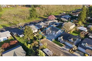 9916 SE Liebe Ct, Portland, OR 97266 - Photo 41