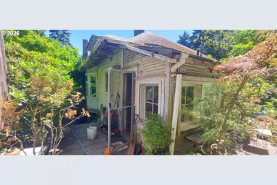 8640 NW Bailey St, Portland, OR 97231 - Photo 3