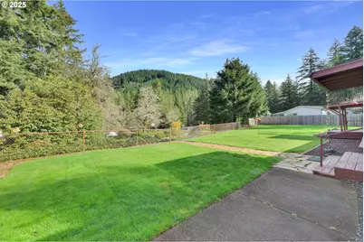 38431 Row River Rd, Dorena, OR 97434 - Photo 35